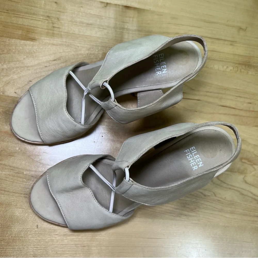 Eileen Fisher doe Open Toe Casual Ankle Strap Sandals size 7.5